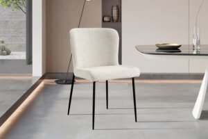 Chaise 'Lisa' Bouclé Ecru